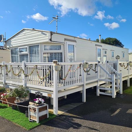 Hotel 6 Berth The Wolds Tahiti Ingoldmells Exterior foto